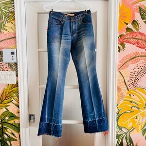 Vintage Y2k rare Parasuco Denim Flare Jeans with Distressed Hem